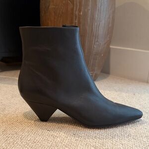 Vince Black Ankle Boots Size 9